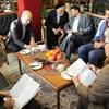 در ملاقات هفتگی مدیرعامل بانک کشاورزی با تعدادی از نمایندگان مجلس شورای اسلامی انجام گرفت:رسیدگی به مشکلات و در خواست های تولید کنندگان و فعالان بخش کشاورزی 