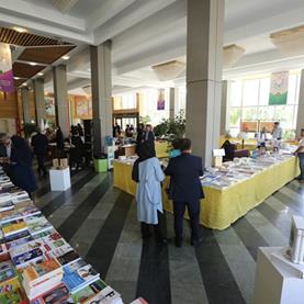 جهت مشاهده آلبوم كليك نماييد: برگزاری نمایشگاه کتاب و نوشت افزار در بانک کشاورزی با هدف حمایت از کالای ایرانی