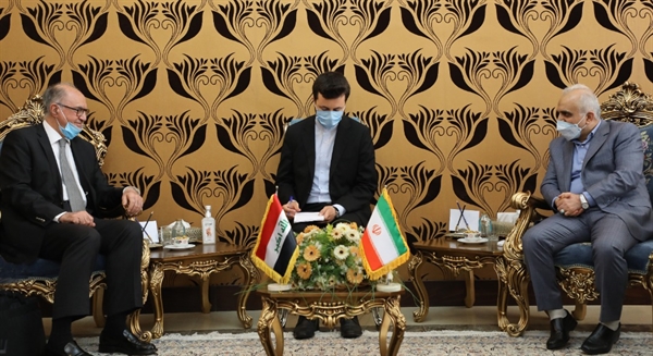 وزیر اقتصاد در حاشیه نشست با همتای عراقی خود خبر داد:تفاهمات جدید گمركی و سرمایه گذاری بین جمهوری اسلامی ایران و عراق