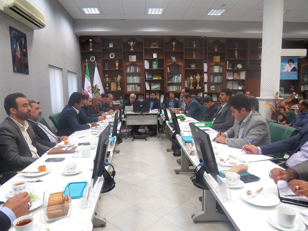 برگزاری نشست بررسی مشکلات عشایر استان سمنان باحضور رئیس سازمان امور عشایری در بانک کشاورزی